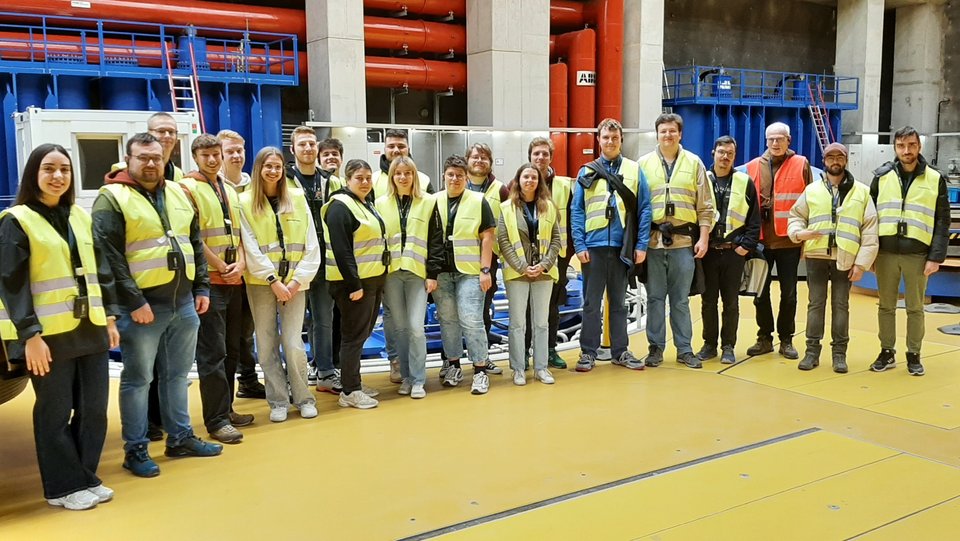 Exkursion Illwerke Gruppenbild